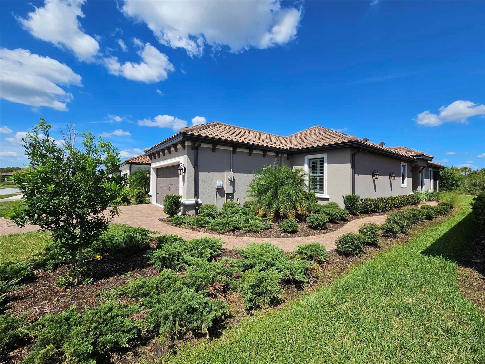 3270 Francoa Dr Property Photo 2