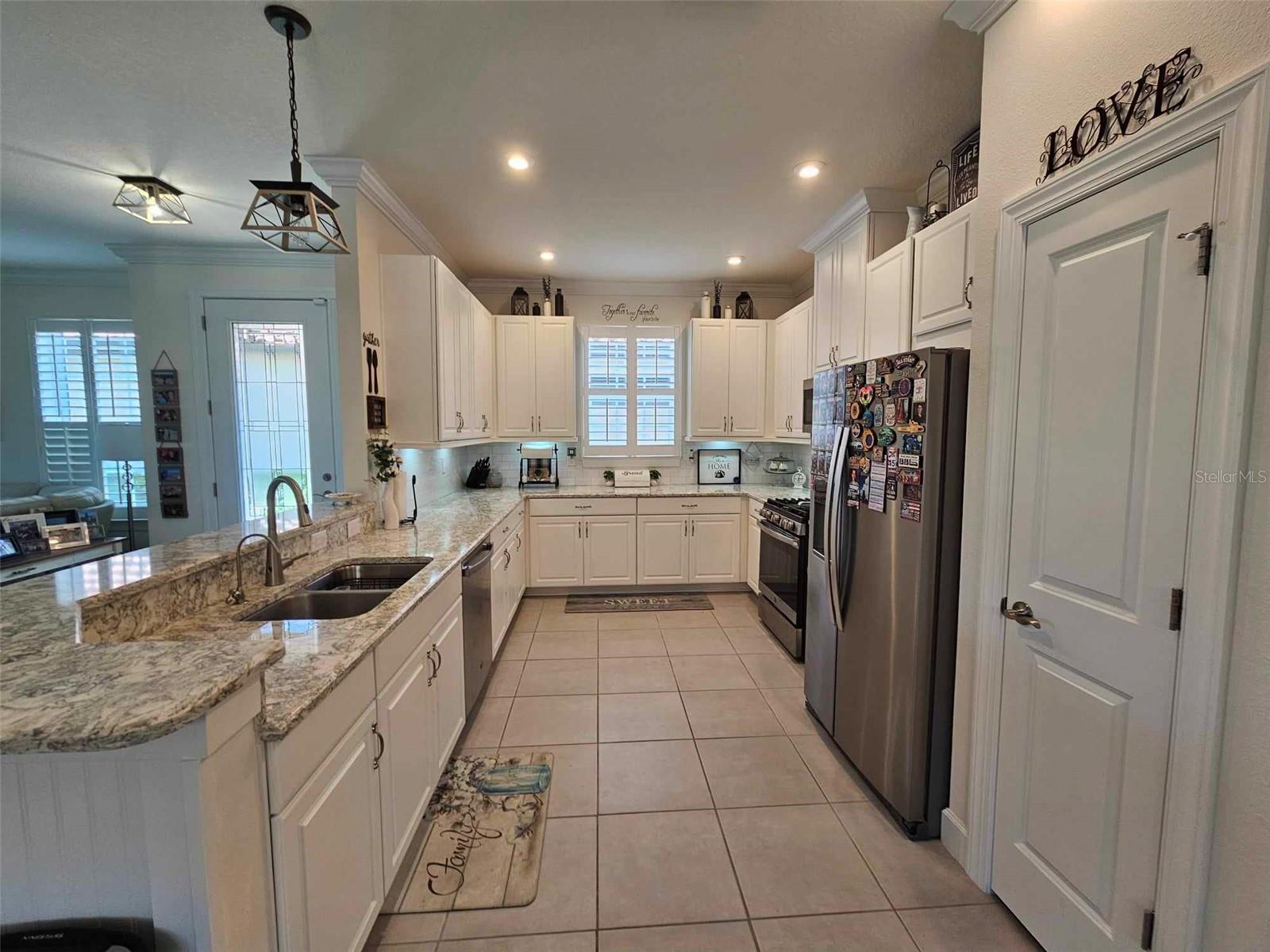 3270 Francoa Dr Property Photo 4