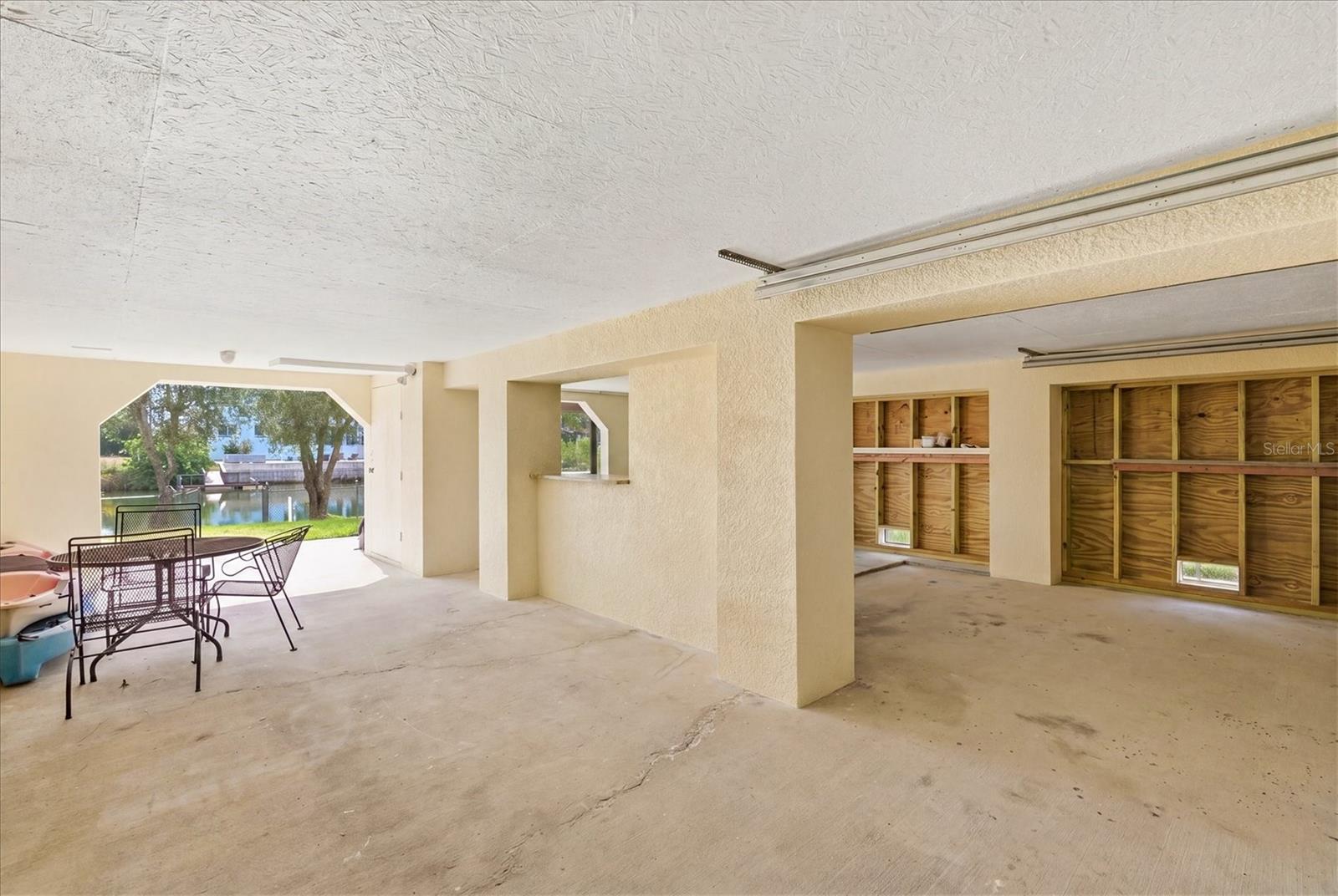 3294 Gardenia Dr Property Photo 44