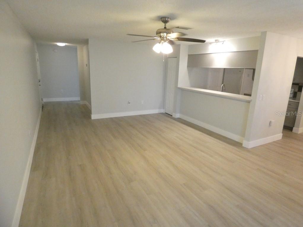 1024 10th Cir Se Property Photo 6