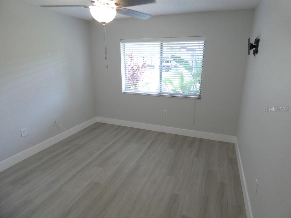 1024 10th Cir Se Property Photo 16