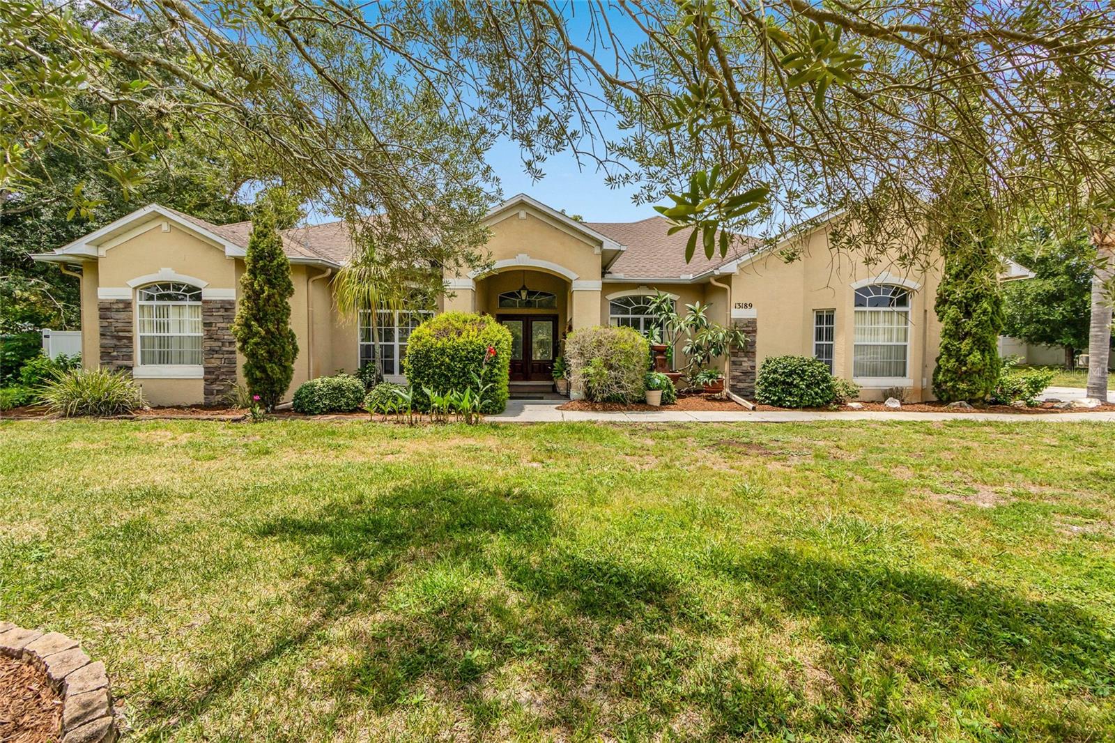 13189 Jessica Dr Property Photo 1