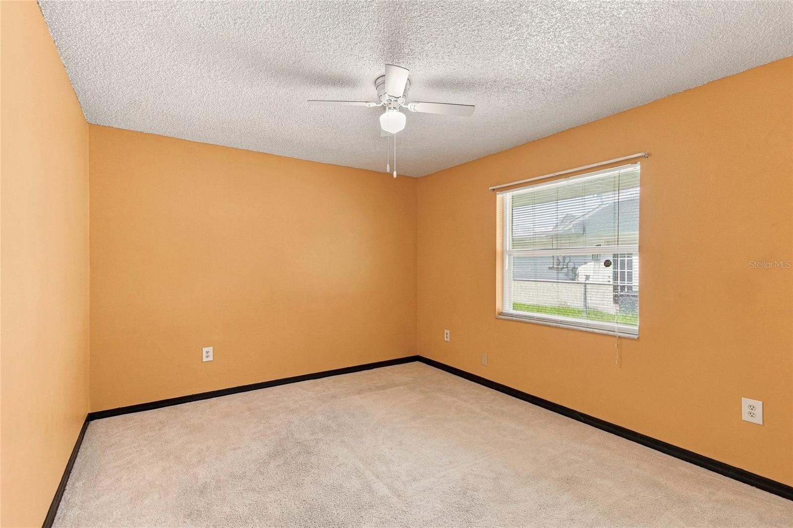 1372 Haulover Ave Property Photo 26