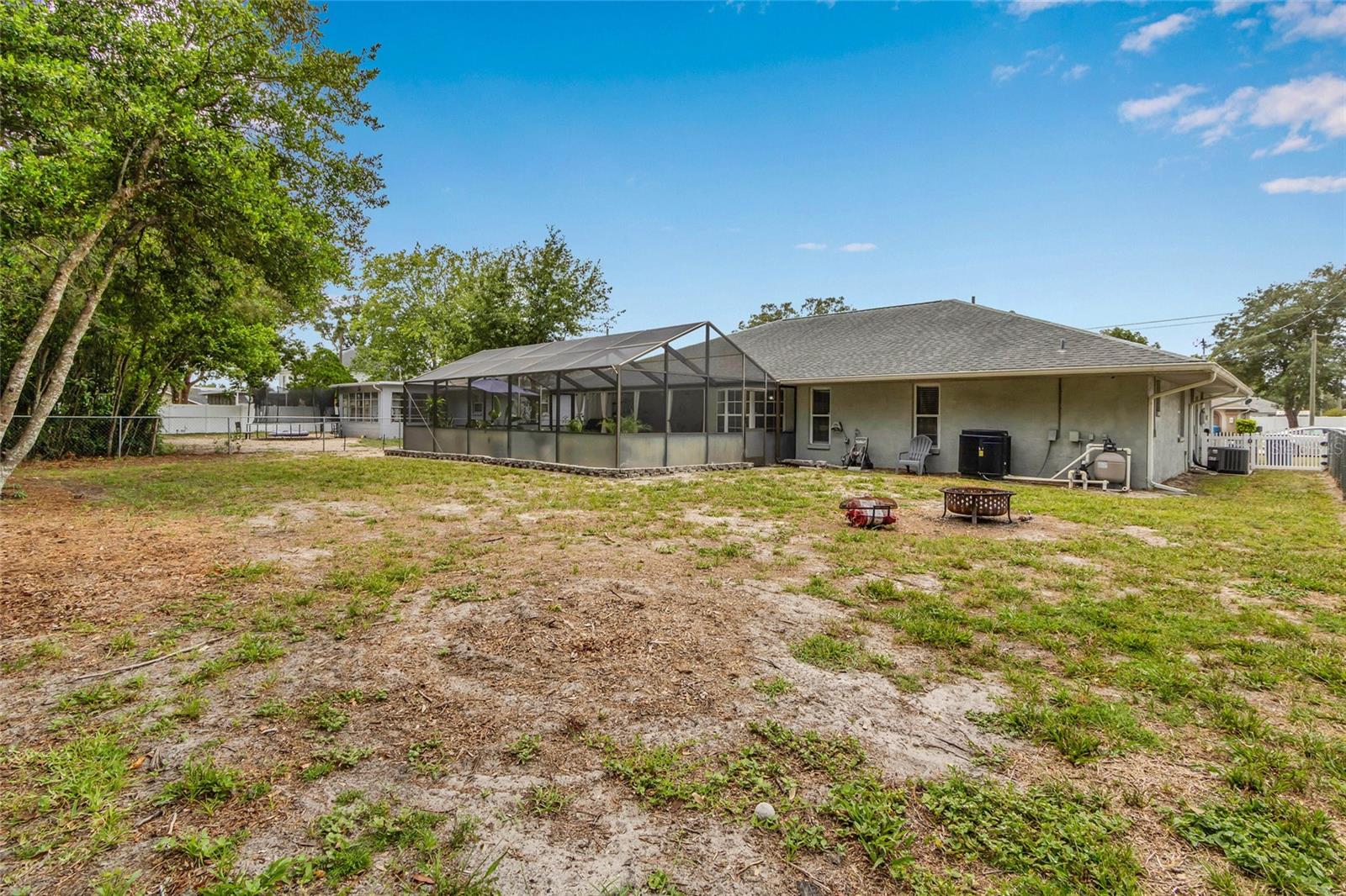 1372 Haulover Ave Property Photo 37