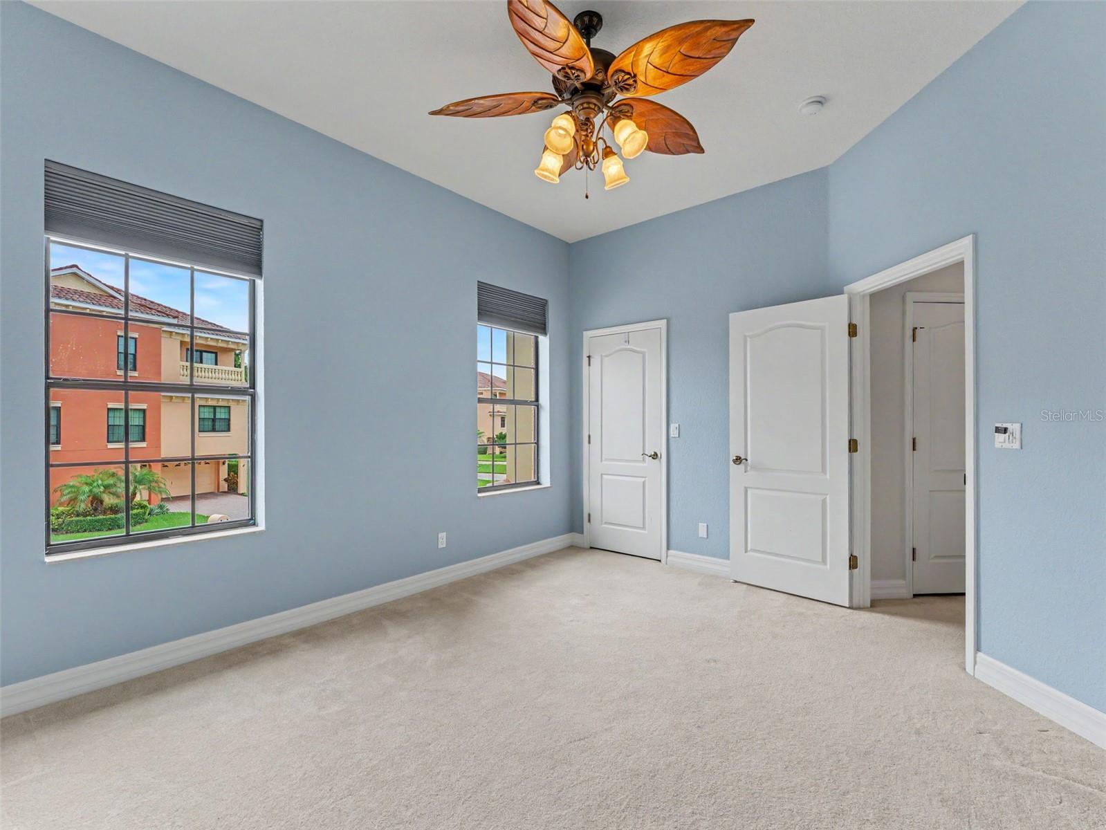 W7886468 Property Photo 31