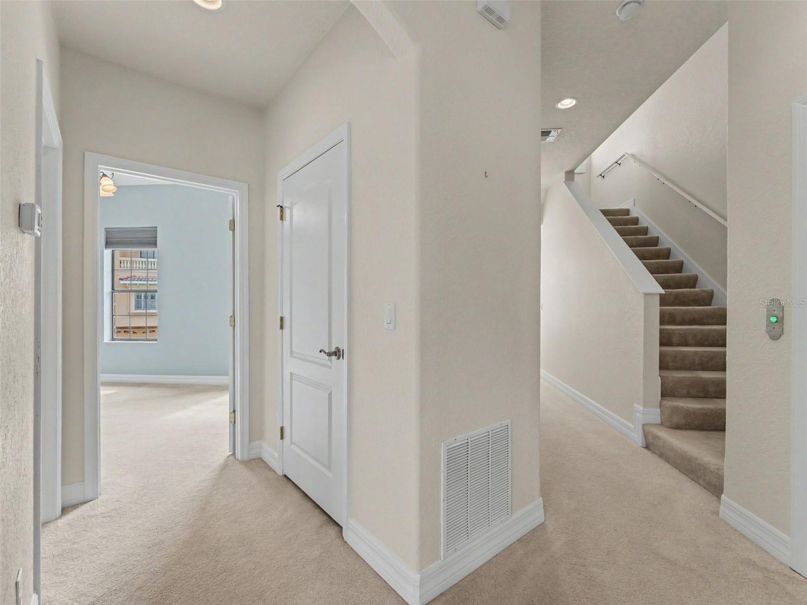 W7886468 Property Photo 44