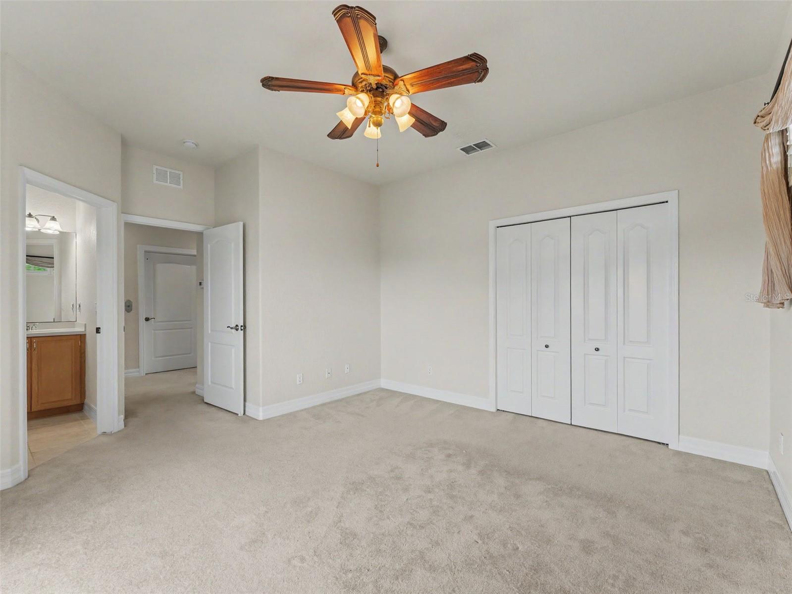 W7886468 Property Photo 46