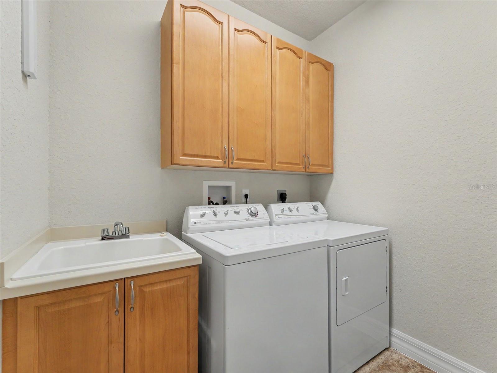 W7886468 Property Photo 50
