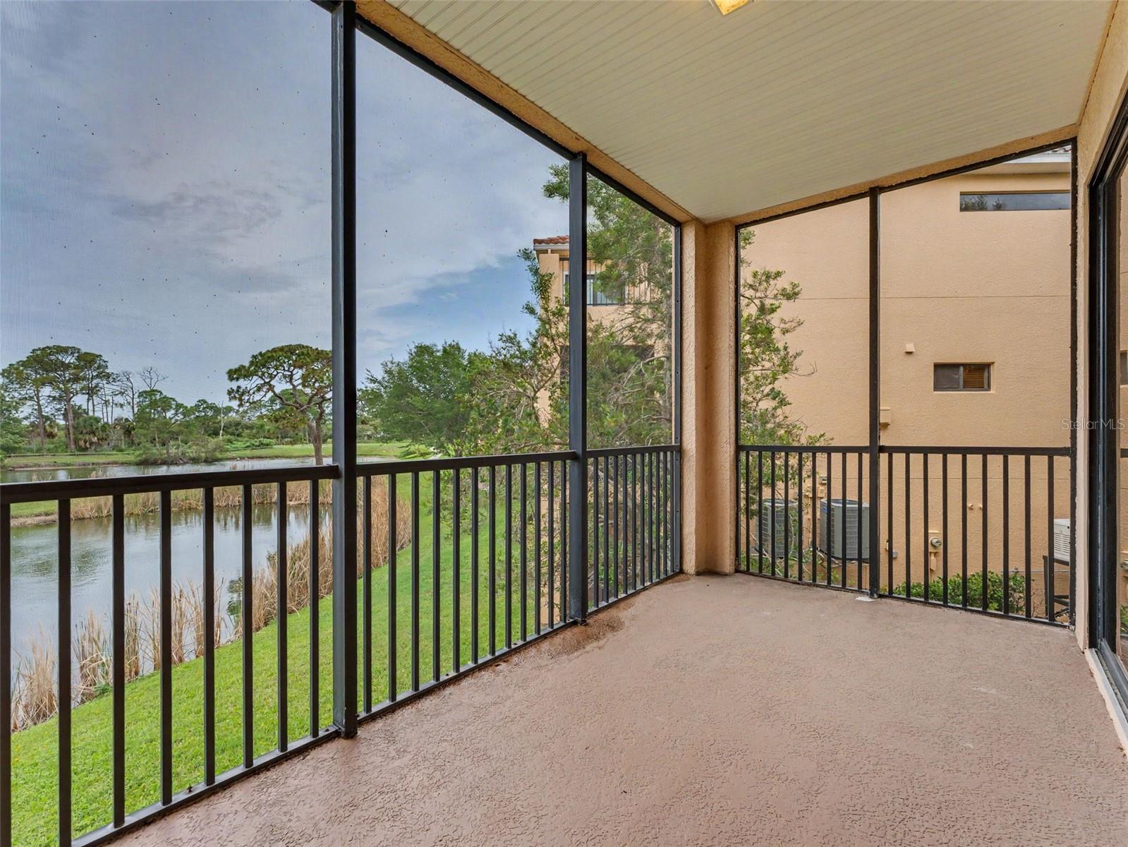 W7886468 Property Photo 54