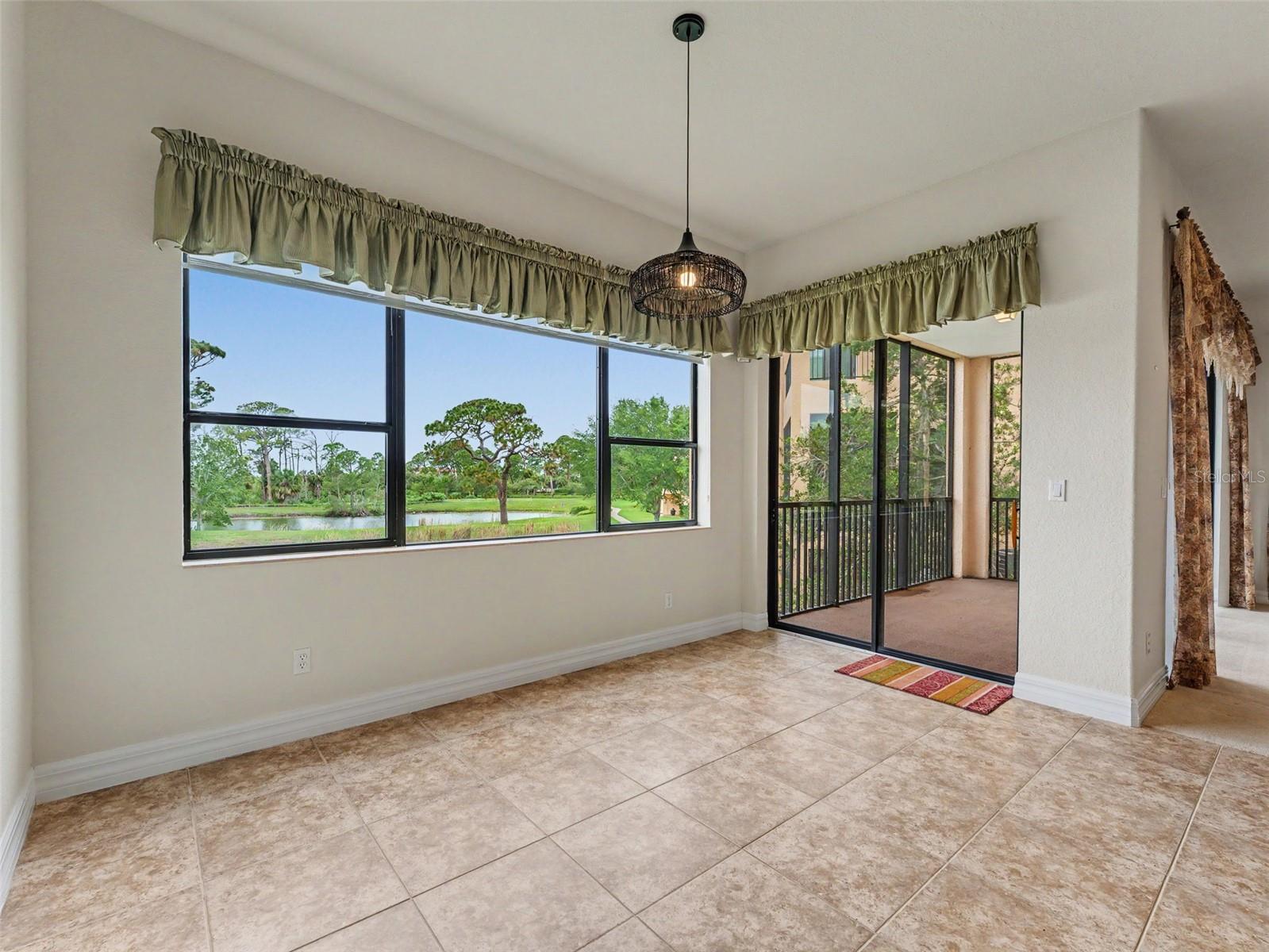 W7886468 Property Photo 58