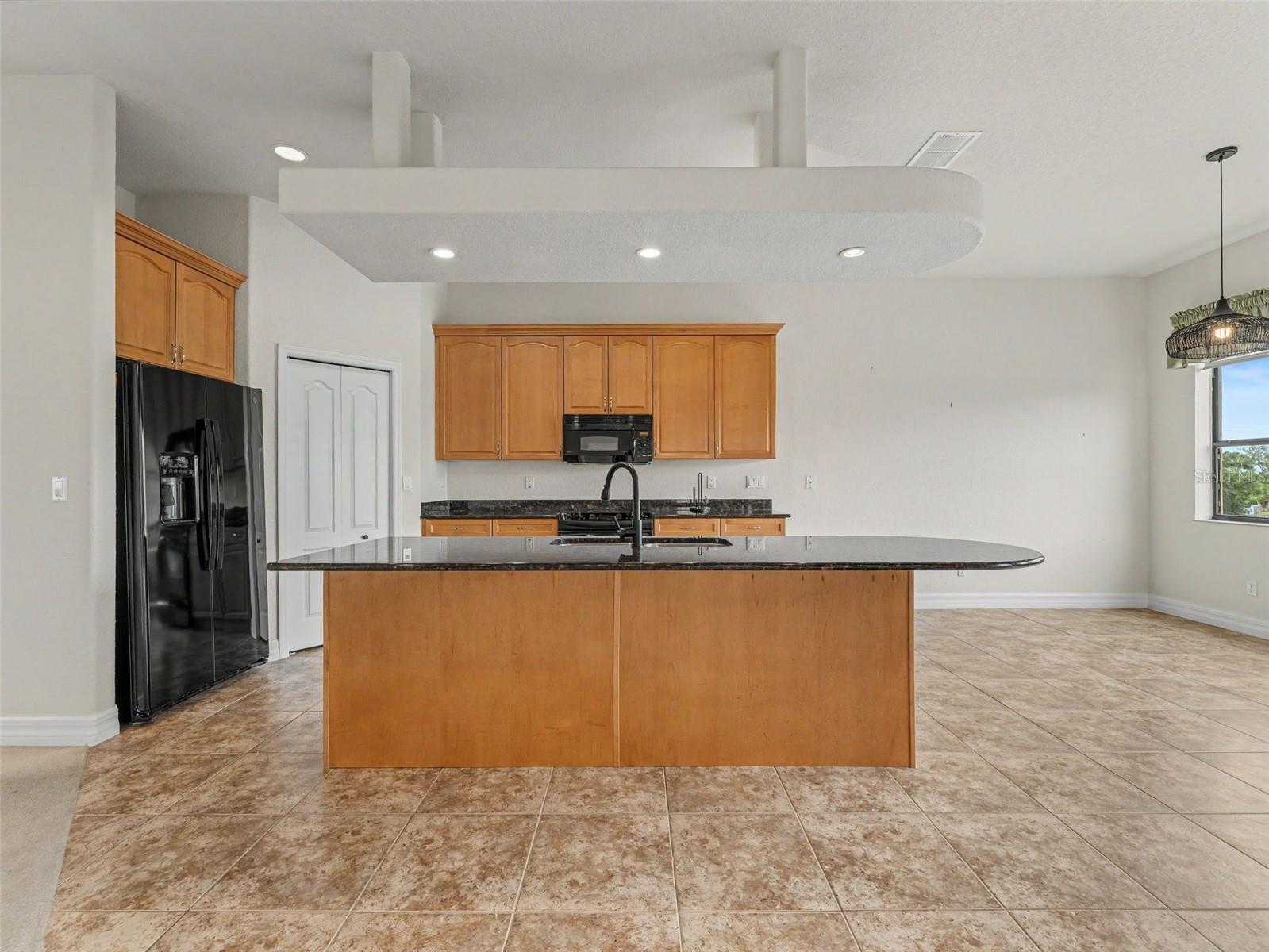 W7886468 Property Photo 67