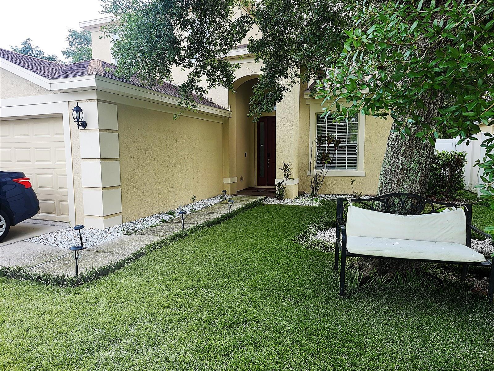 8604 Tidal Breeze Dr Property Photo 3