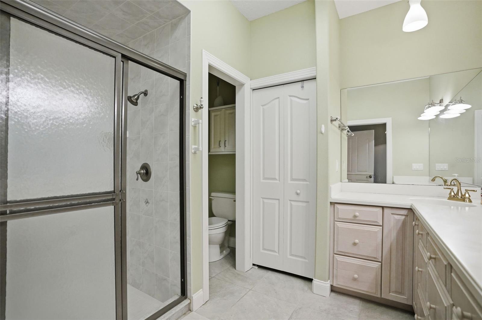 9011 Foxdale Ln Property Photo 65