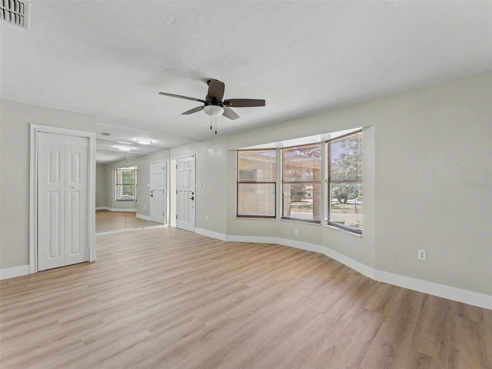 162 W Massachusetts St Property Photo 19