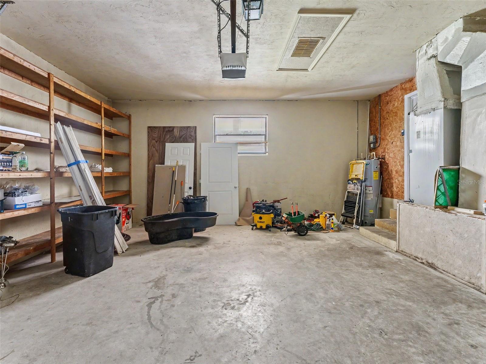 162 W Massachusetts St Property Photo 87