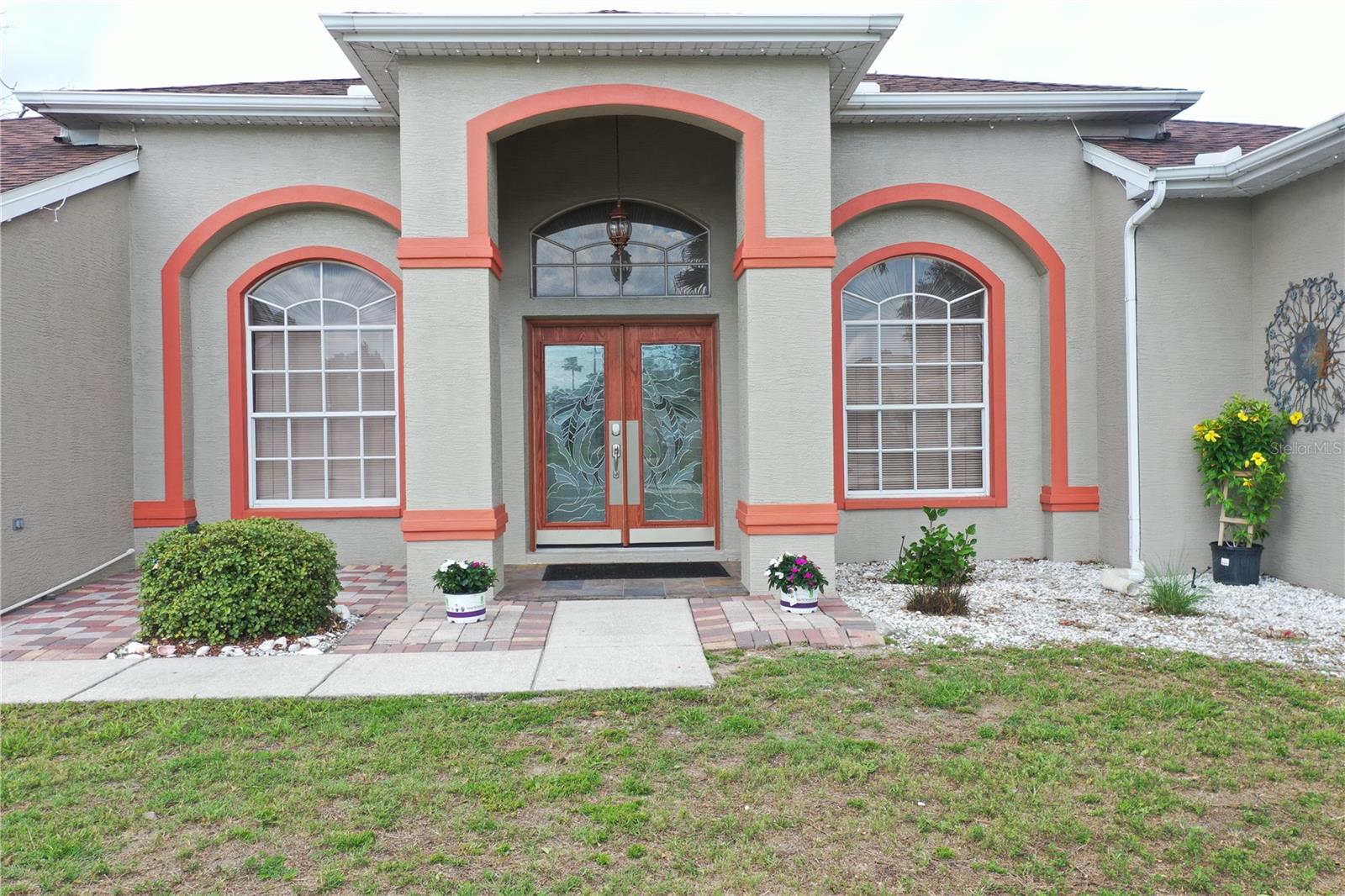 14296 Pullman Dr Property Photo 3