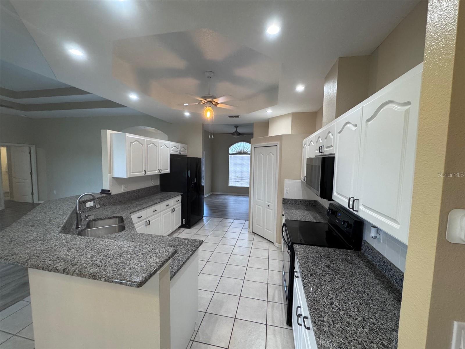 14296 Pullman Dr Property Photo 6