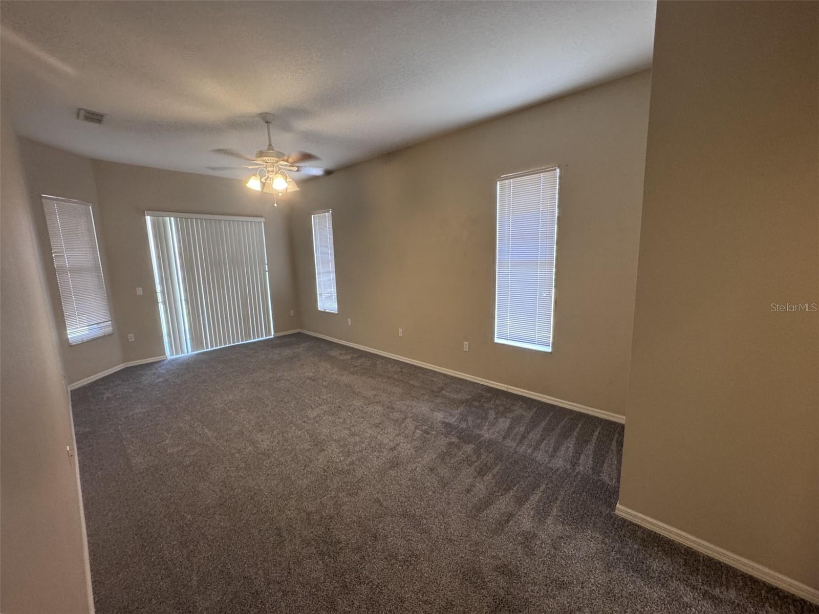 14296 Pullman Dr Property Photo 8