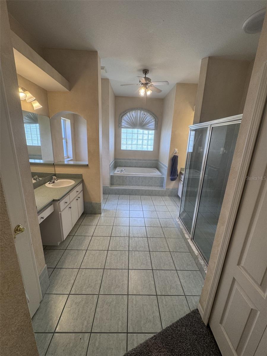14296 Pullman Dr Property Photo 9