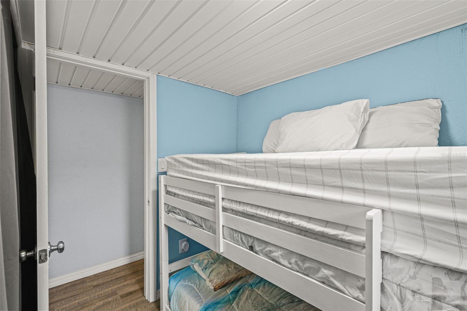 6380 Richard Dr Property Photo 28
