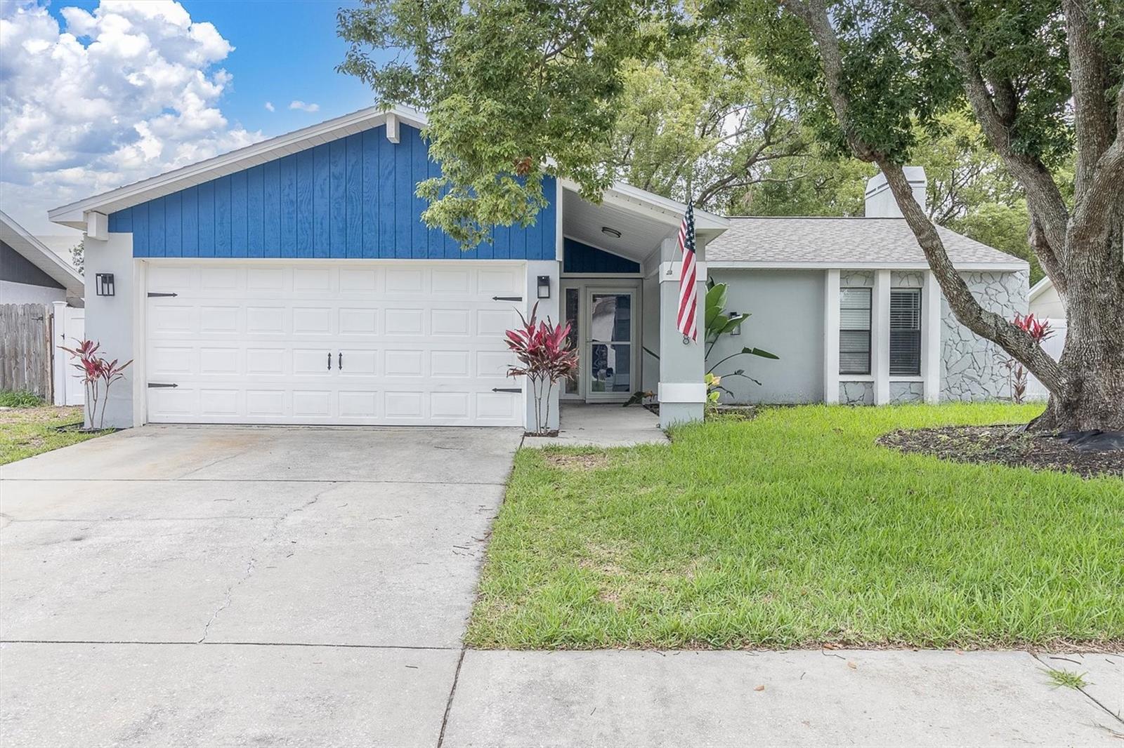 8038 Buttonball Ln Property Photo 1