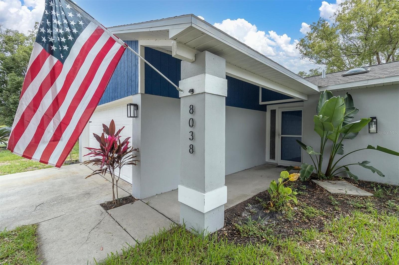8038 Buttonball Ln Property Photo 2