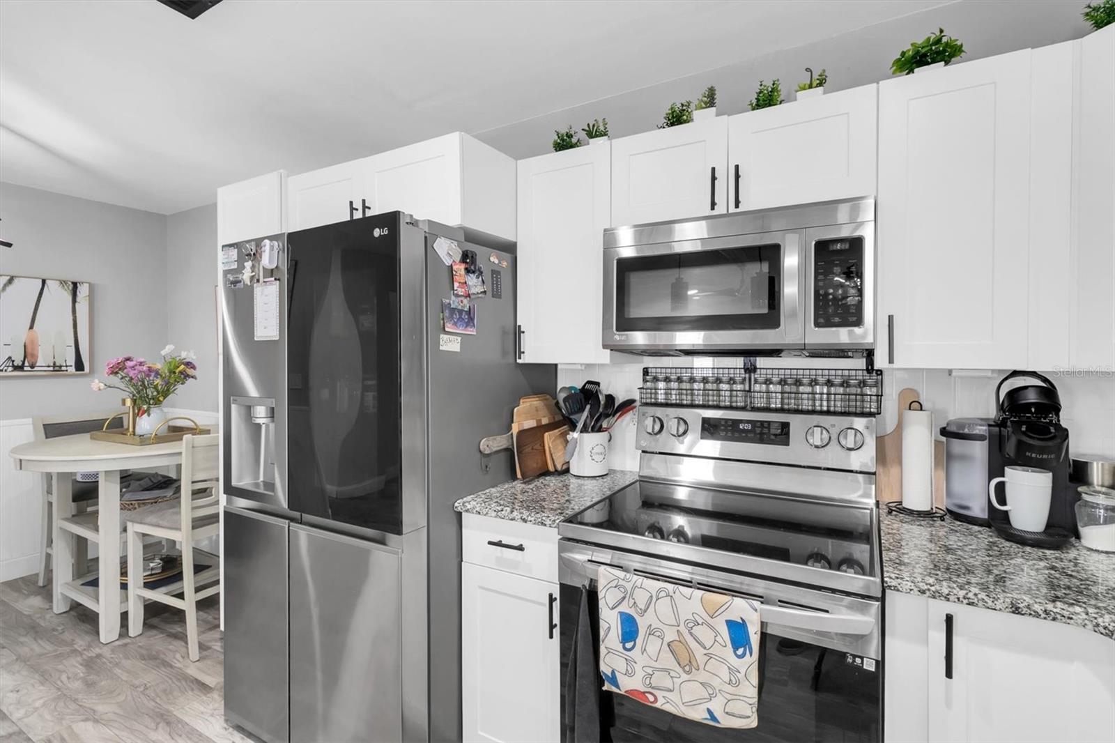 8038 Buttonball Ln Property Photo 10