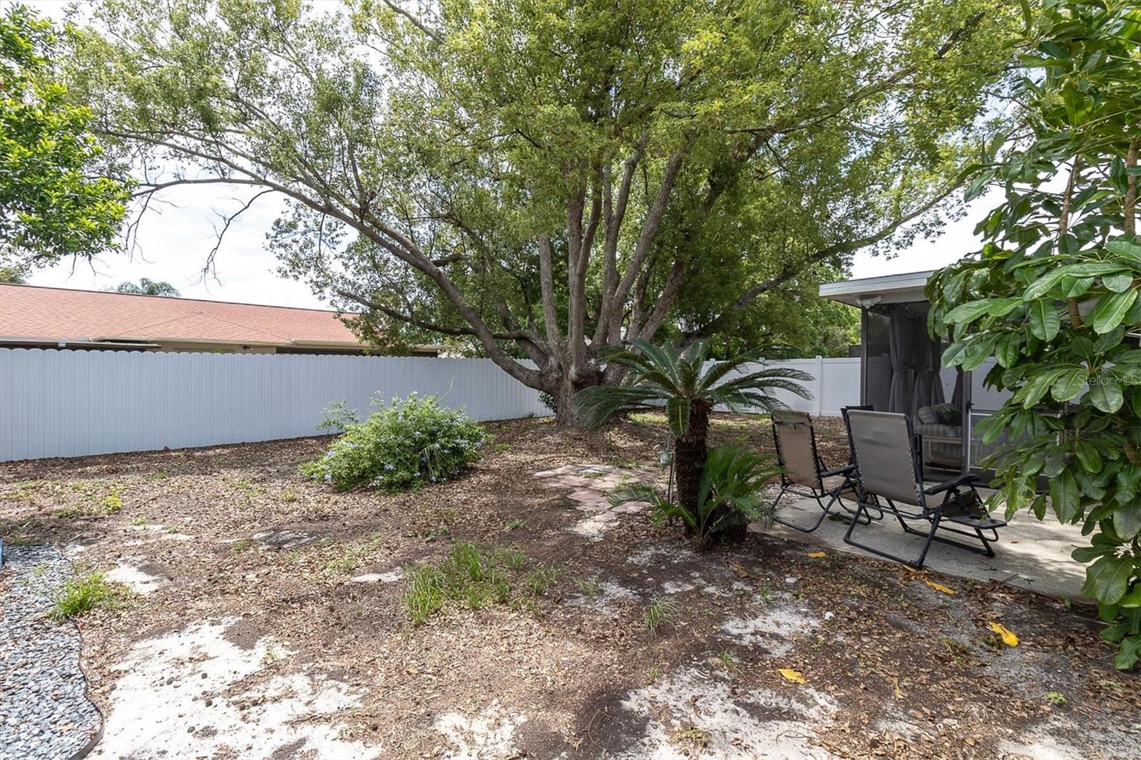 8038 Buttonball Ln Property Photo 24