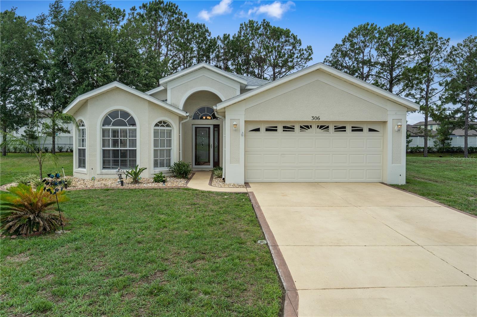 306 BARRINGTON CT