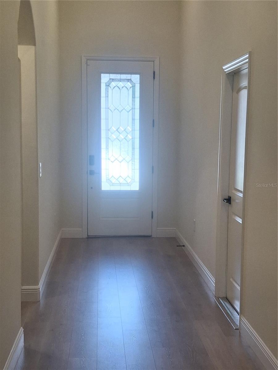 12618 Vander Way Property Photo 9