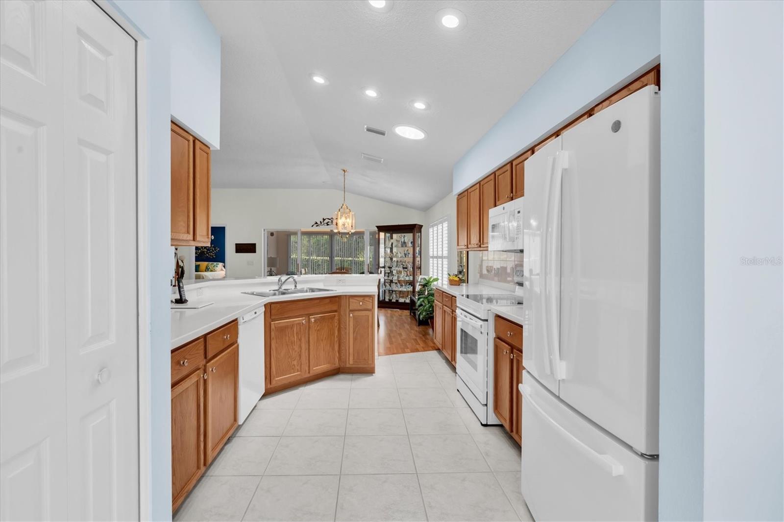 11250 Hollander Ave Property Photo 16