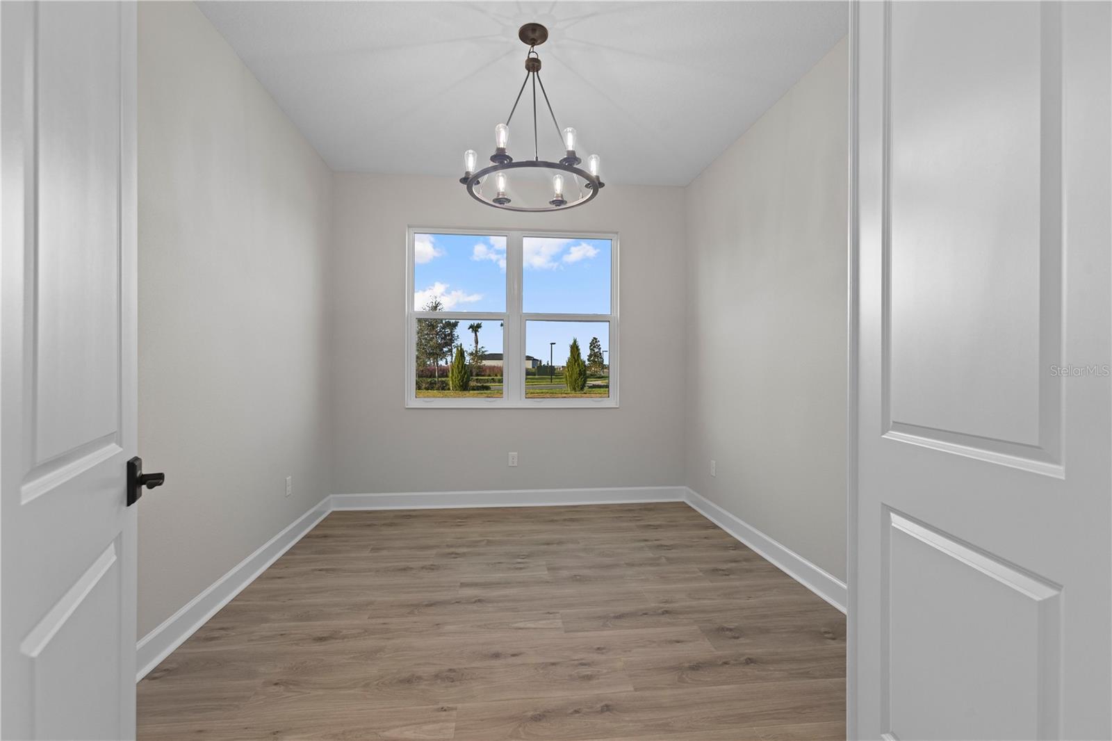 1617 Bellagio Loop Property Photo 8