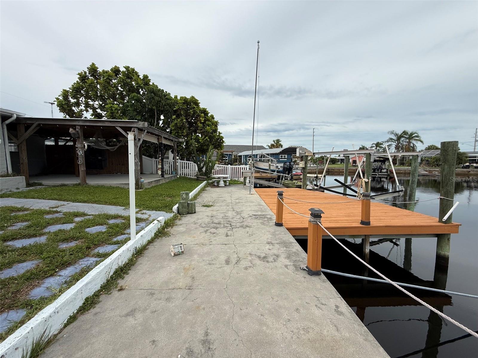 12739 3rd Isle Property Photo 5