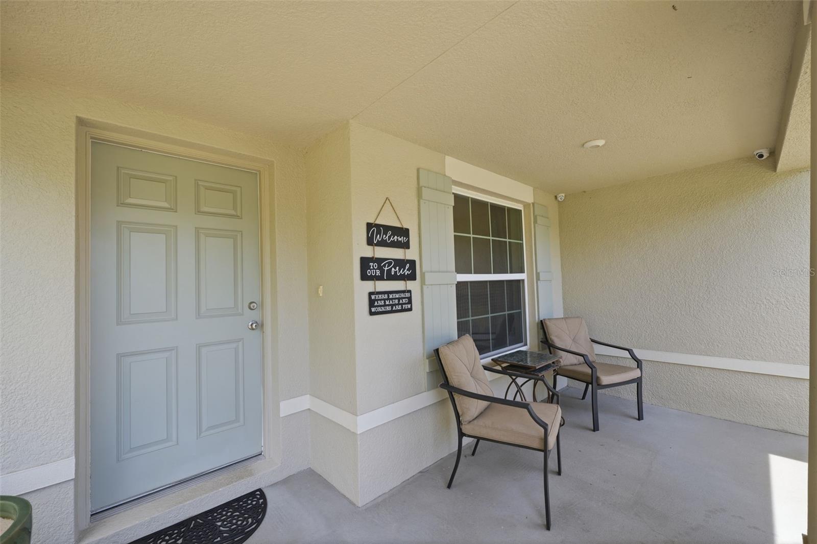 18296 Maberly Rd Property Photo 6
