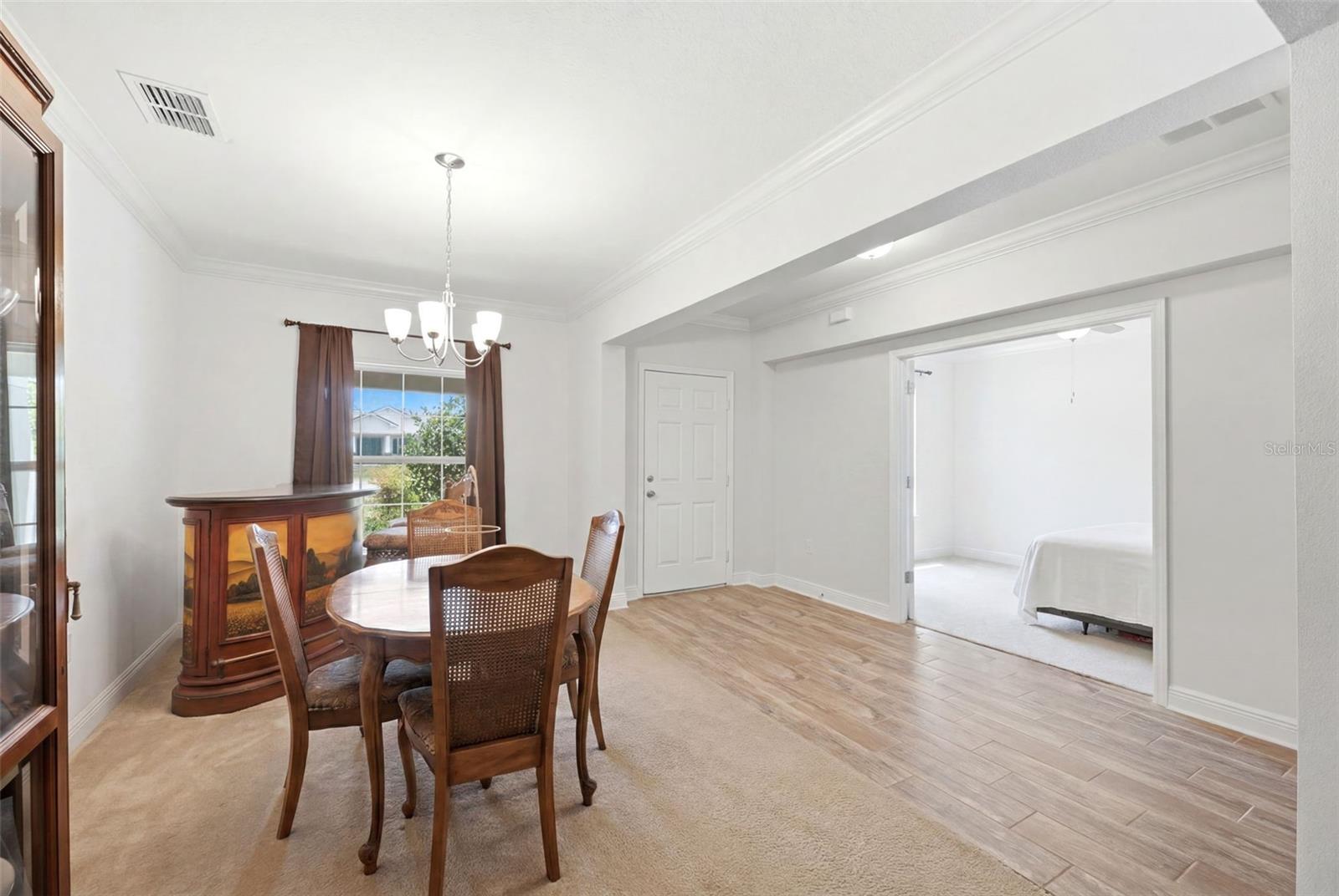 18296 Maberly Rd Property Photo 9