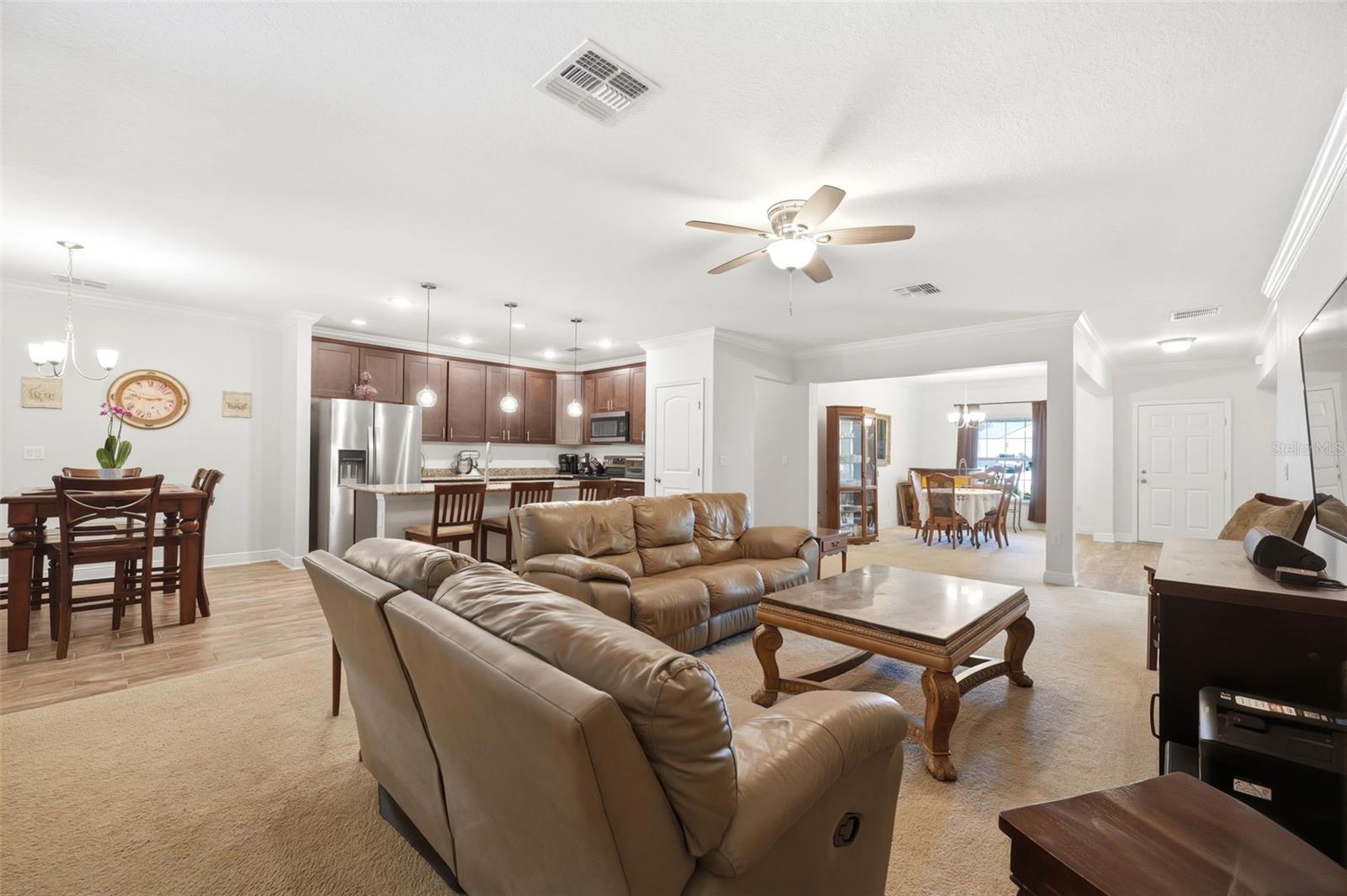 18296 Maberly Rd Property Photo 14