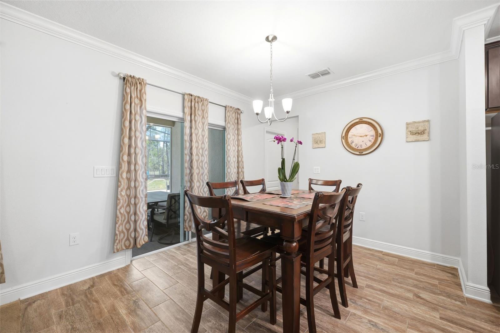 18296 Maberly Rd Property Photo 21