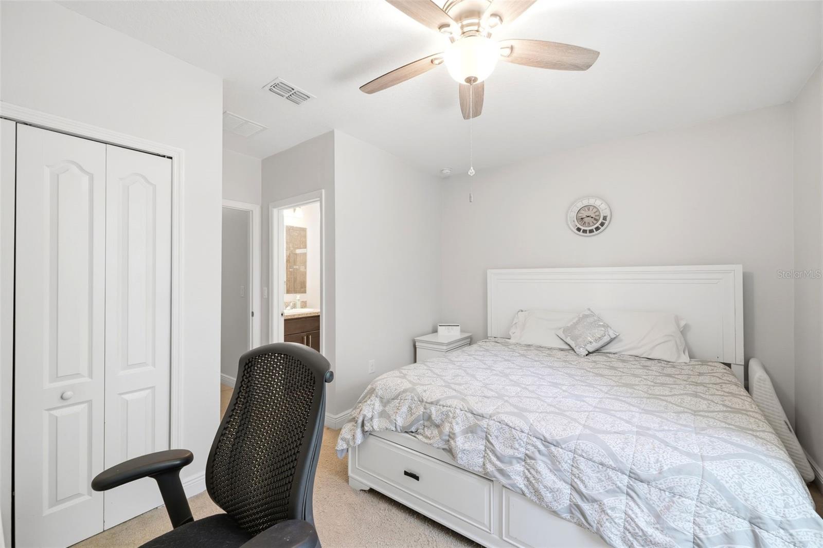18296 Maberly Rd Property Photo 30