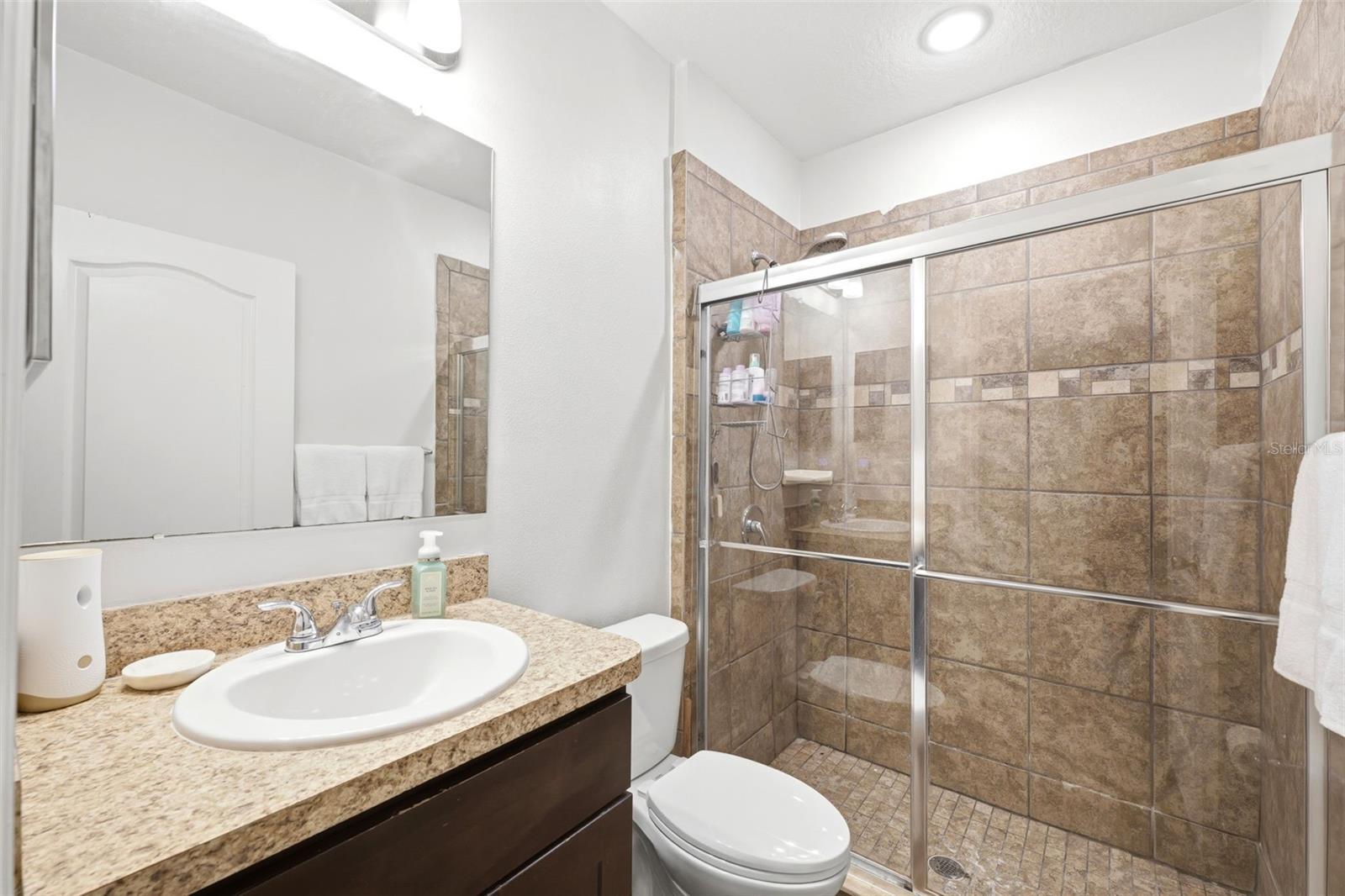 18296 Maberly Rd Property Photo 33