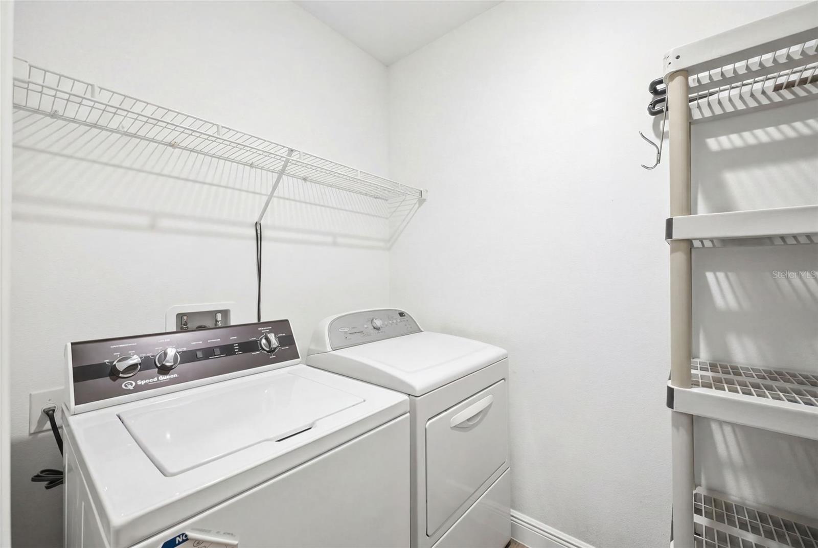 18296 Maberly Rd Property Photo 36