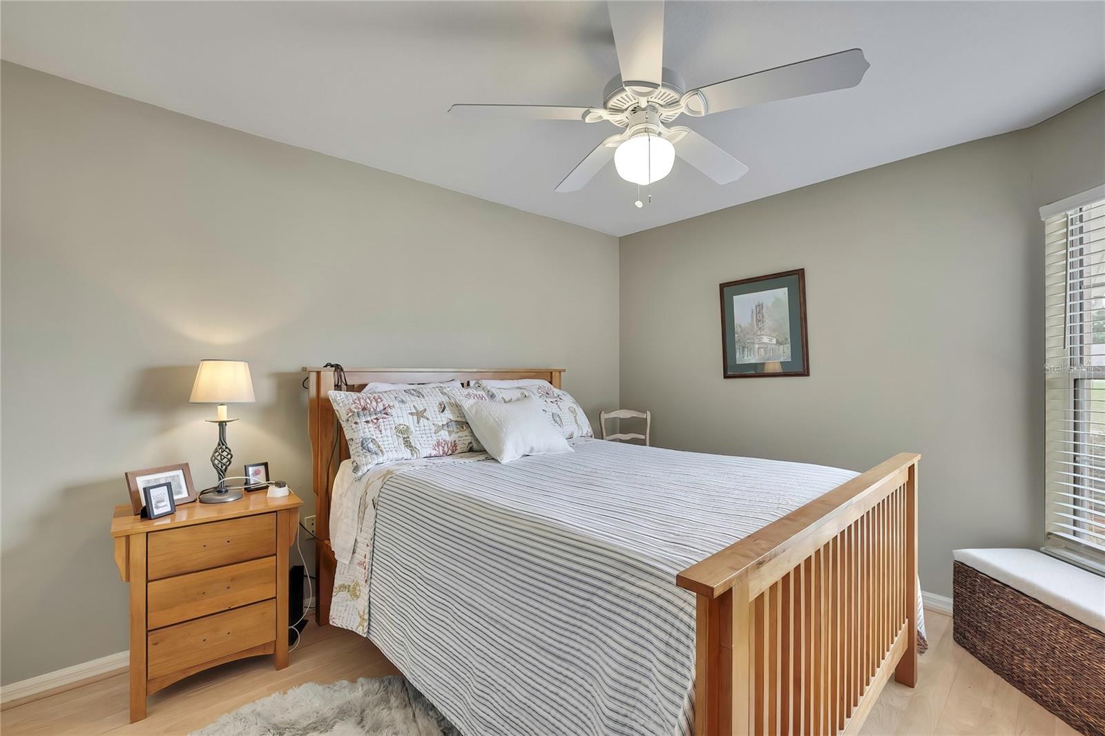 547 W Hillwood Path Property Photo 15