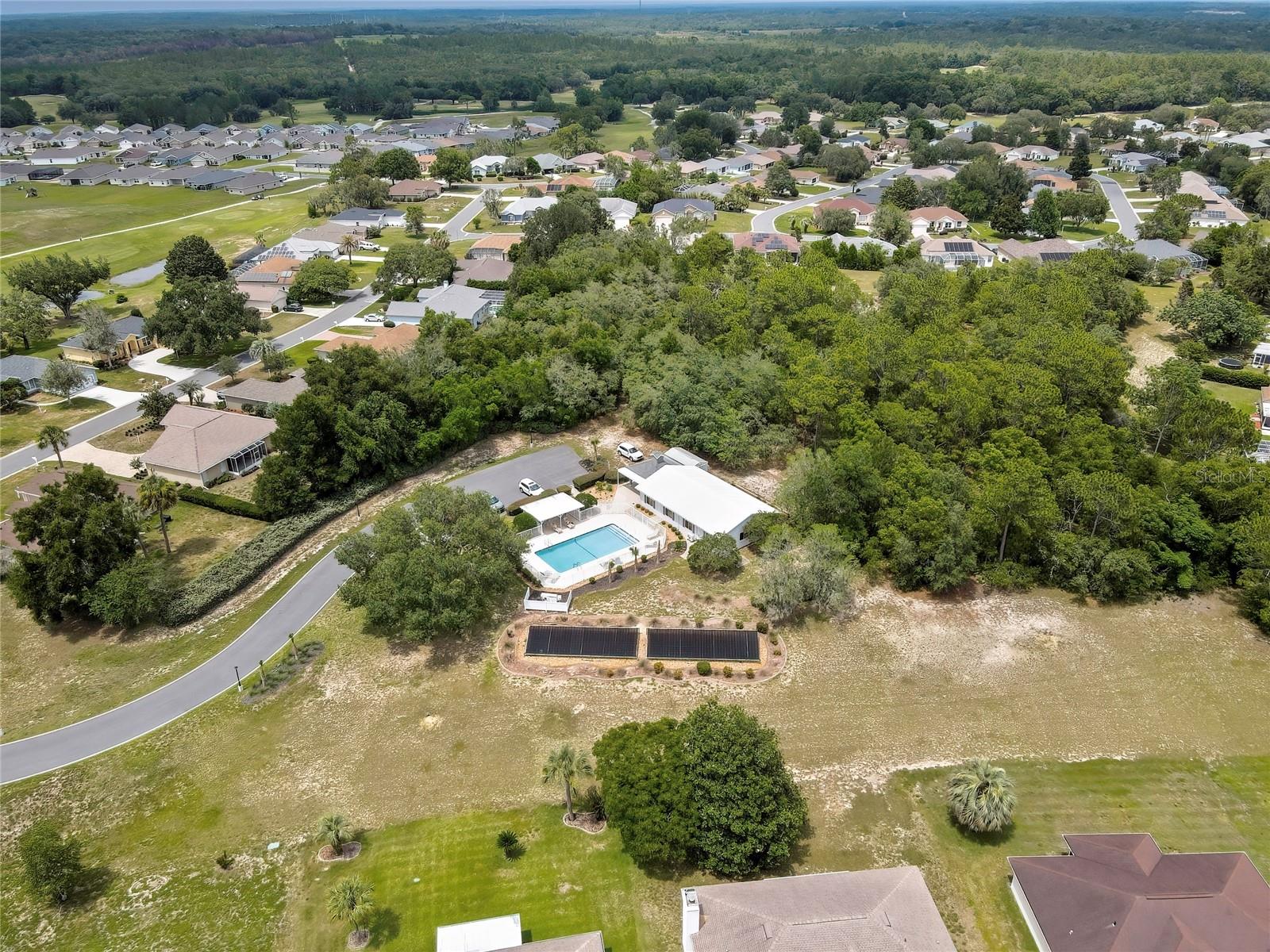 547 W Hillwood Path Property Photo 32