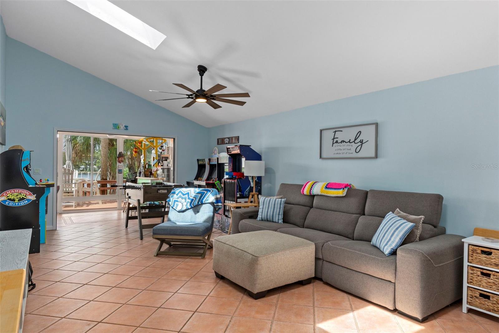 5250 S Riverview Cir Property Photo 8