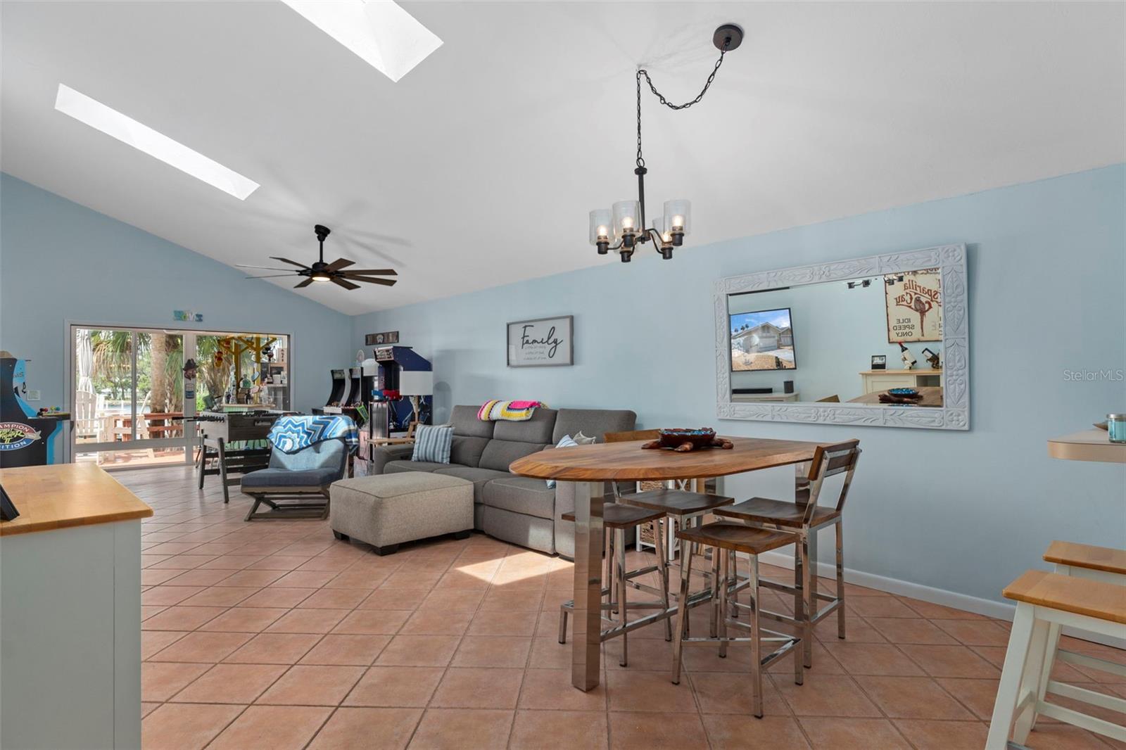 5250 S Riverview Cir Property Photo 17