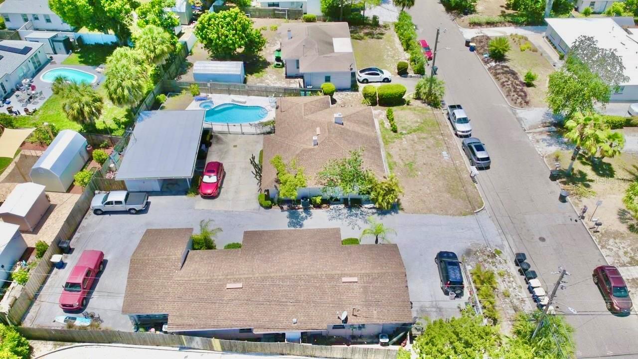 411 Pleasant St Property Photo 1