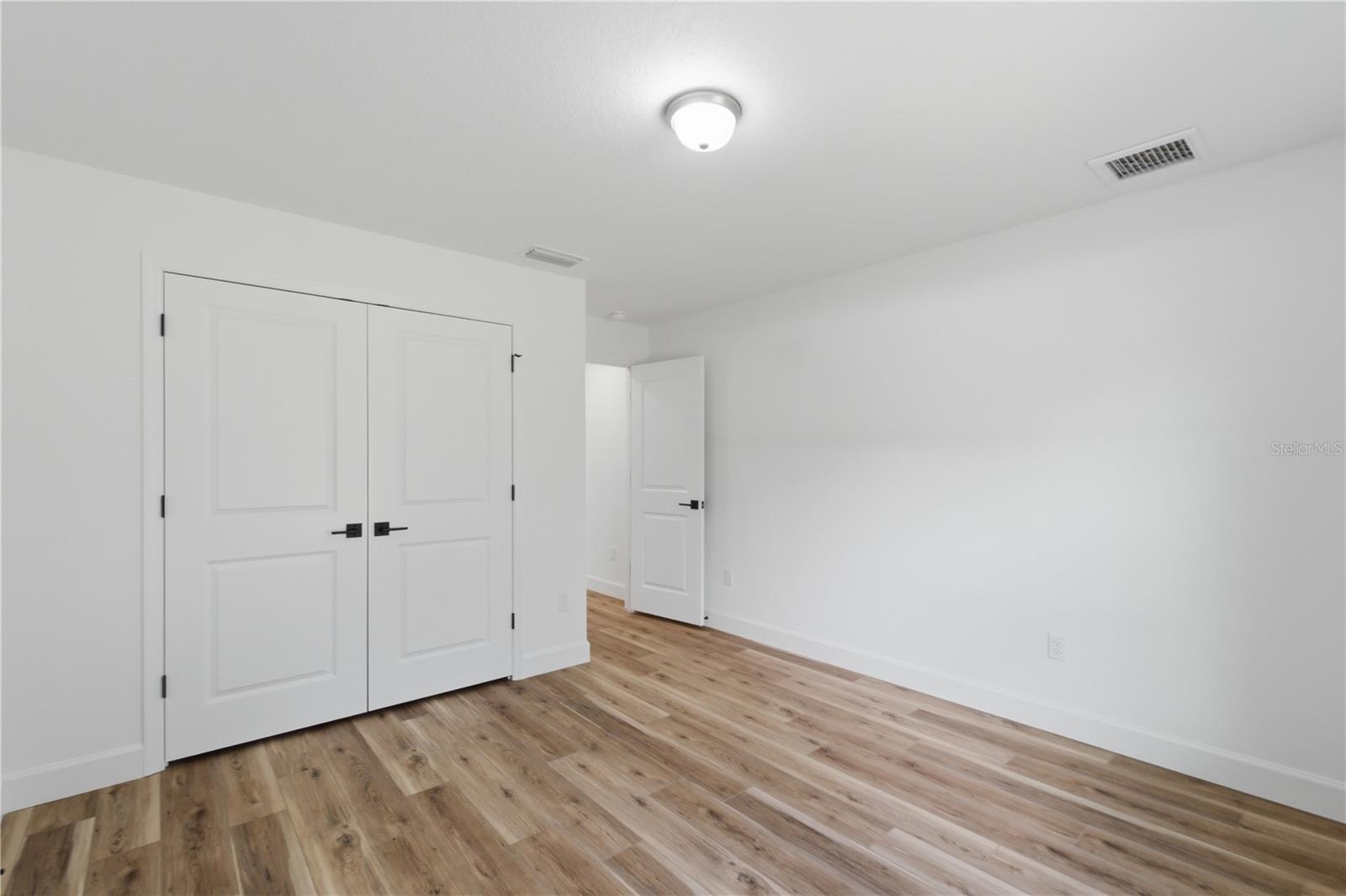 14586 Mocking Wren Rd Property Photo 33