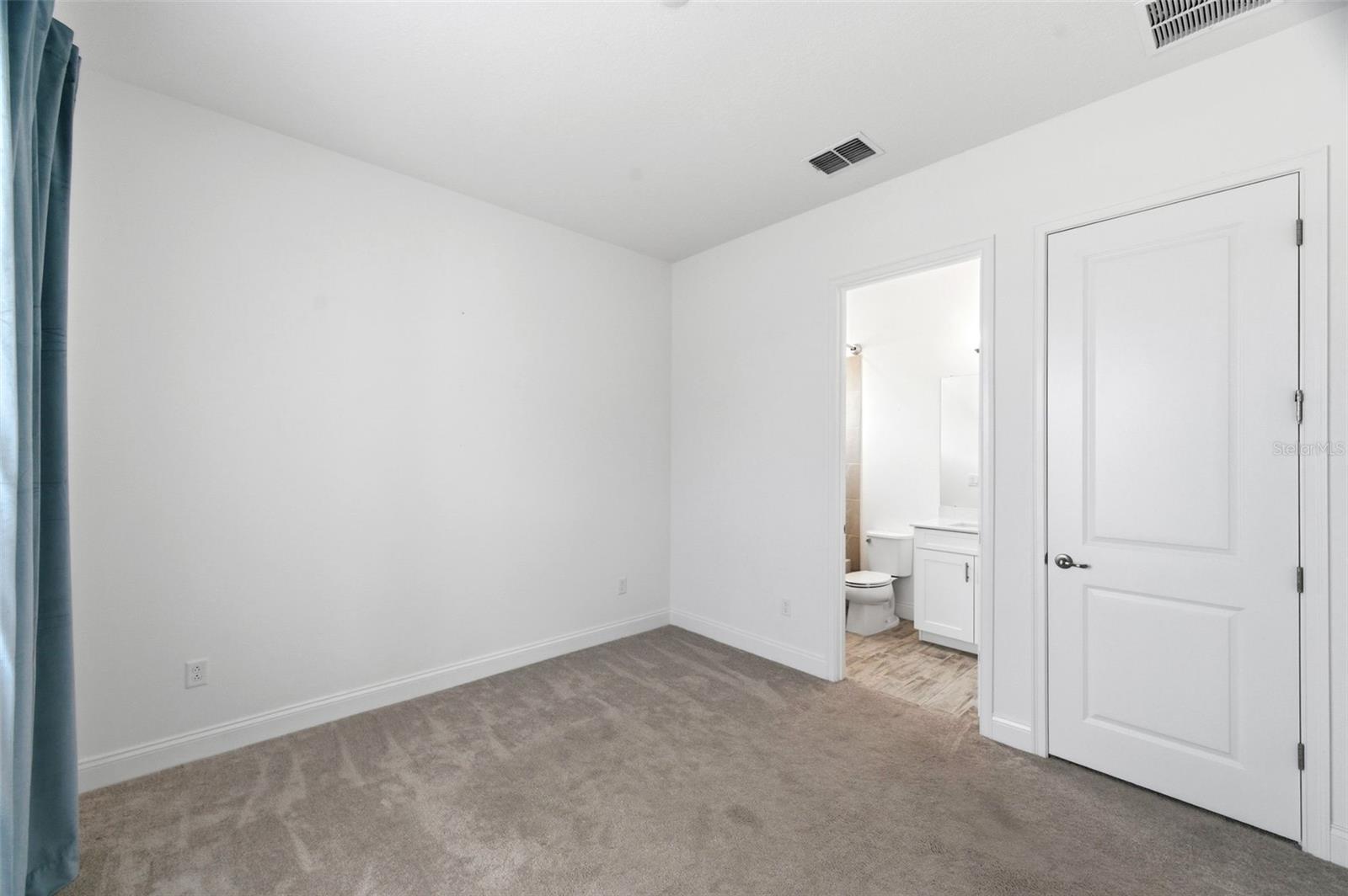 2592 Wise River Ln Property Photo 11