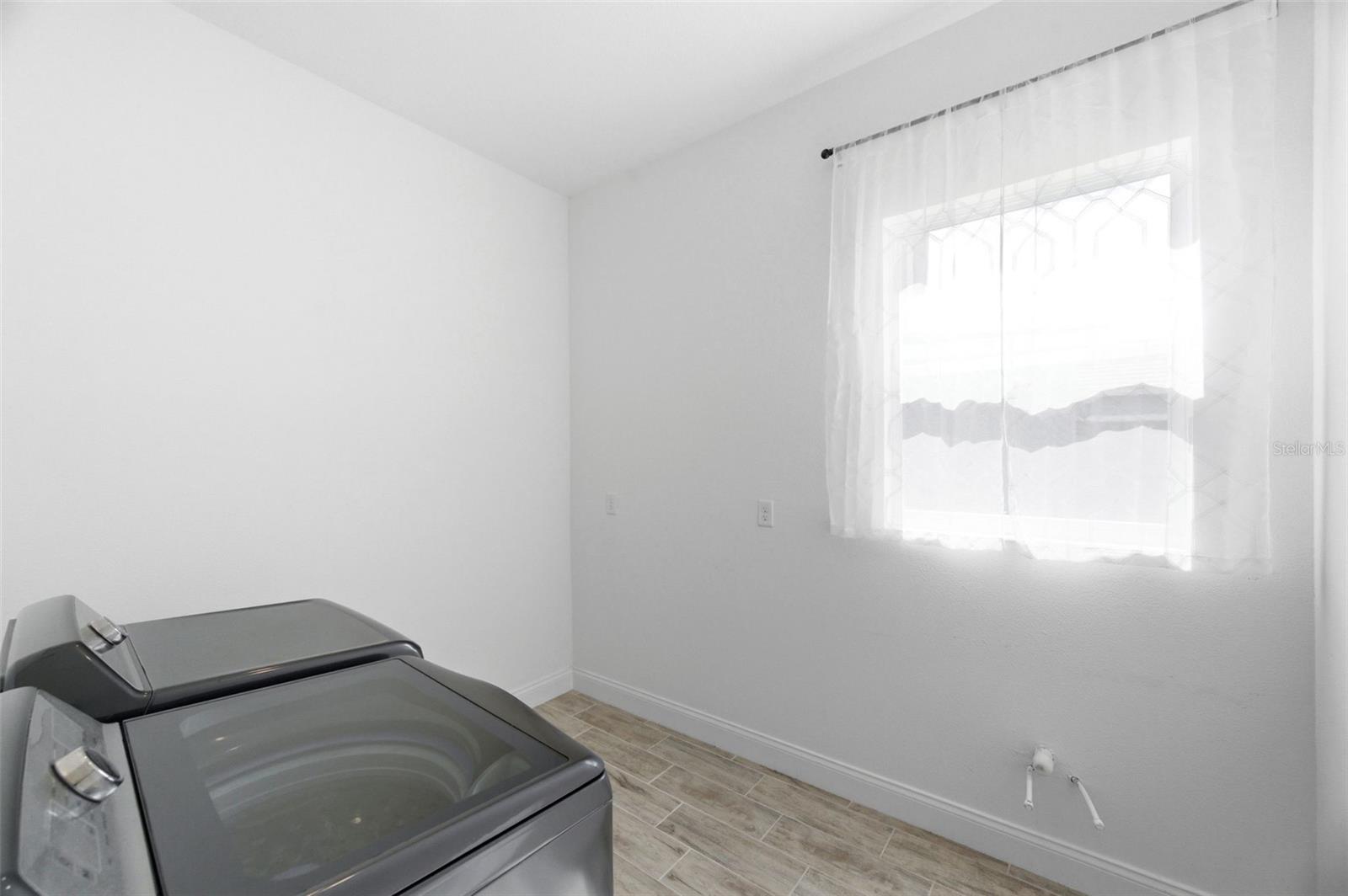 2592 Wise River Ln Property Photo 51