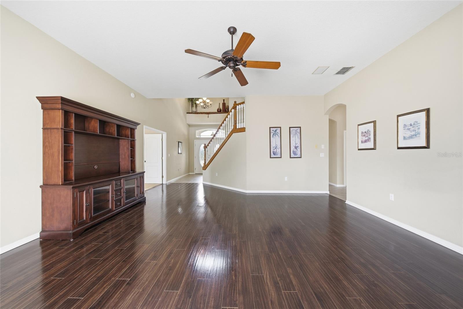 13038 Pastore Ct Property Photo 4
