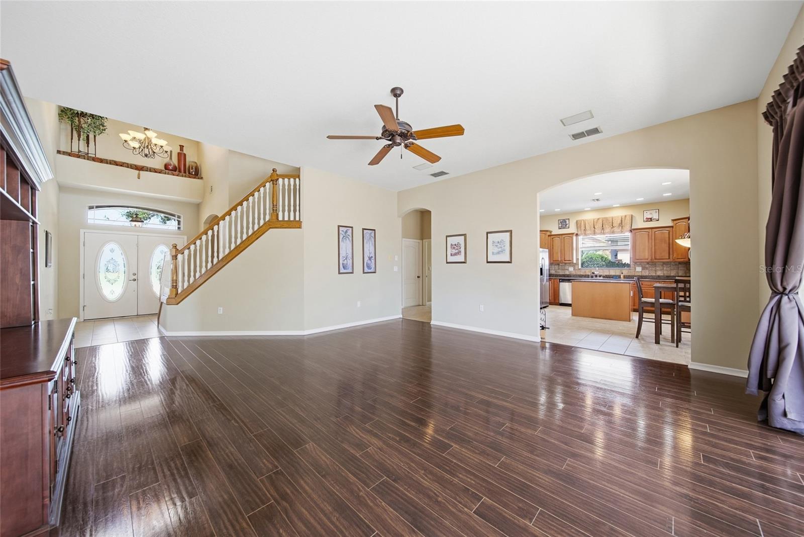 13038 Pastore Ct Property Photo 7
